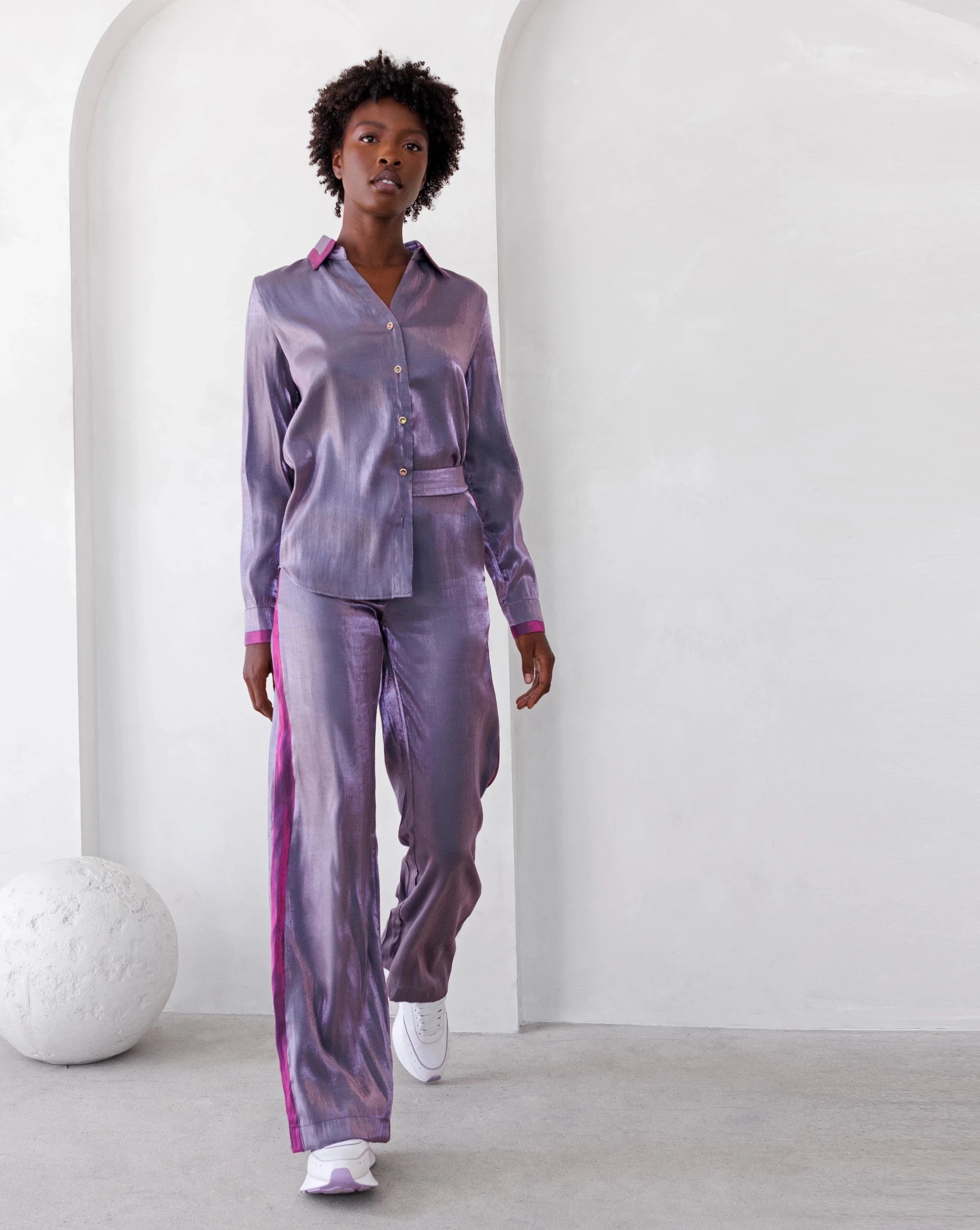 ILLUMINATED PANT IN AMETHYST